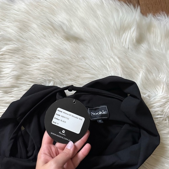 NOOKIE Athena Off The Shoulder Midi Dress Black - Picture 5 of 5